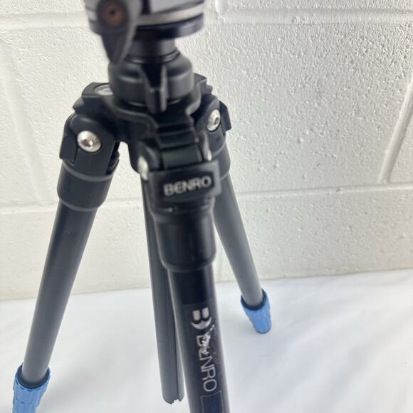 Benro Slim Video Tripod Kit with S2CSH Head Aluminum - Picture 4 of 9